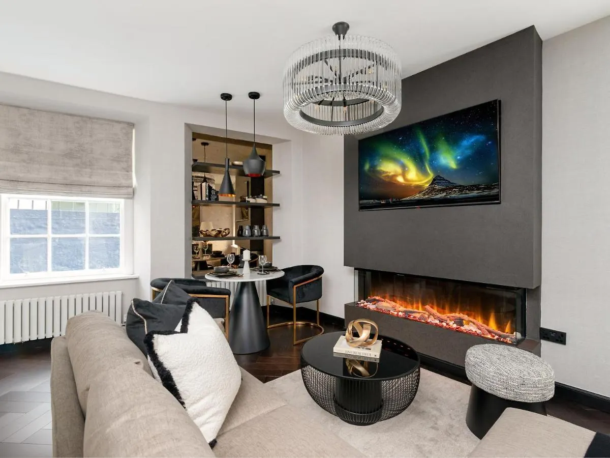 Luxury City Centre Oasis - Lux Spa Bath - Romantic Edimburgo Apartamento