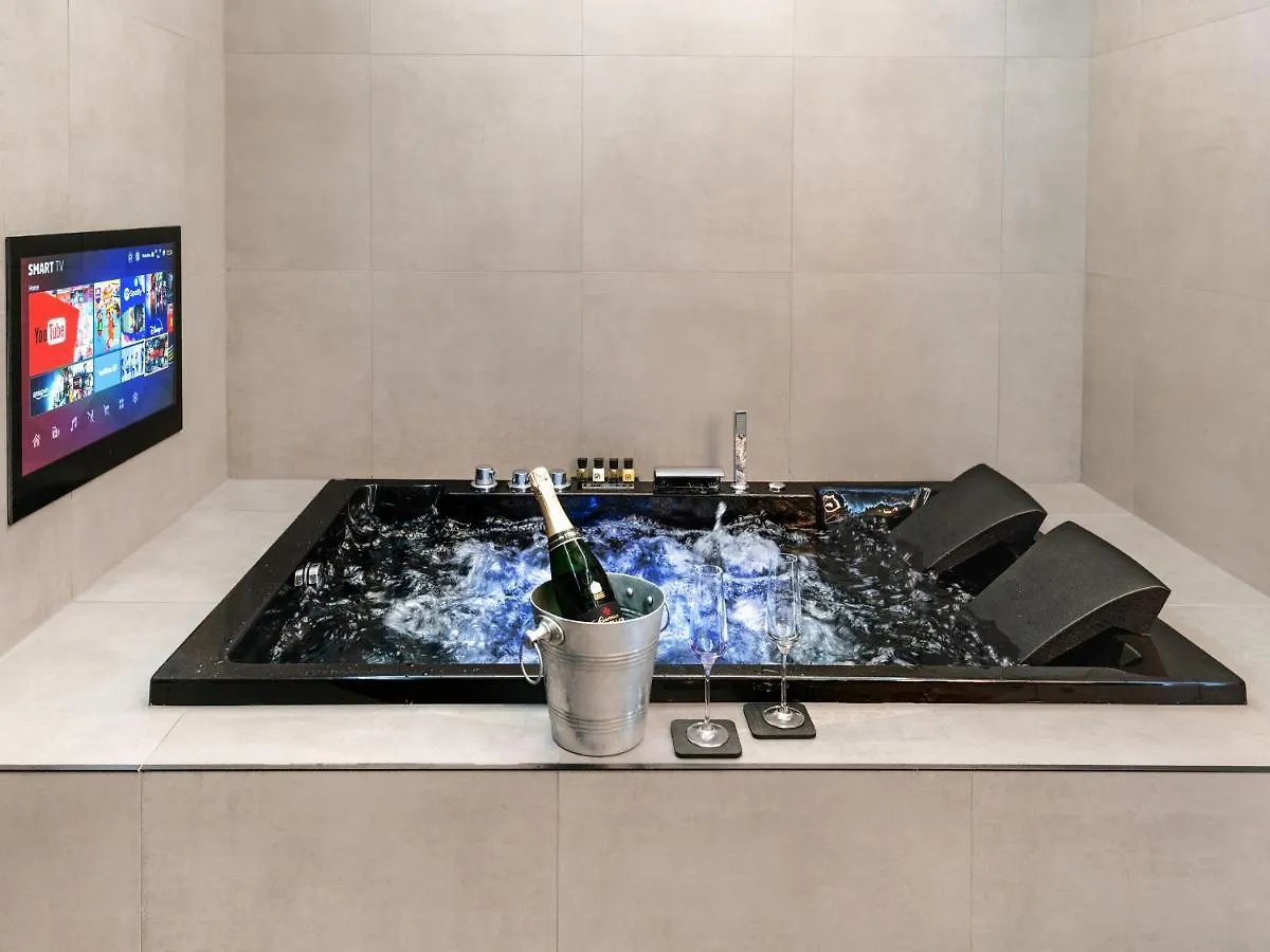 Luxury City Centre Oasis - Lux Spa Bath - Romantic Edimburgo 0*,  Regno Unito