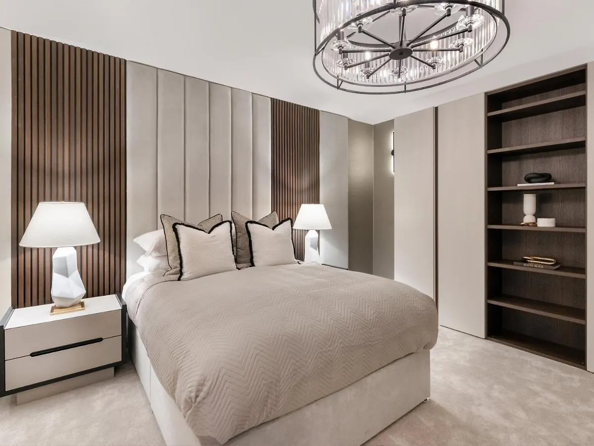 Luxury City Centre Oasis - Lux Spa Bath - Romantic Edinburgh Großbritannien