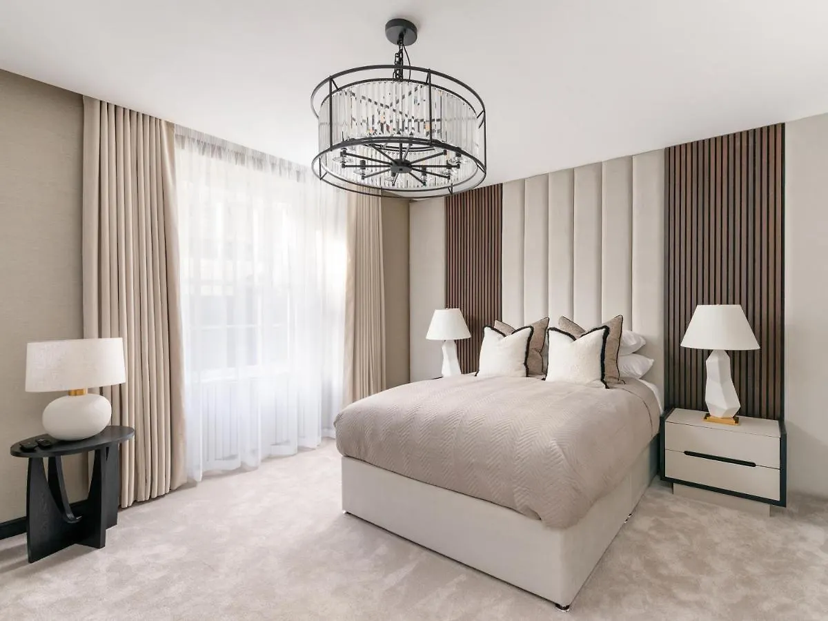 Apartment Luxury City Centre Oasis - Lux Spa Bath - Romantic Edinburgh Großbritannien